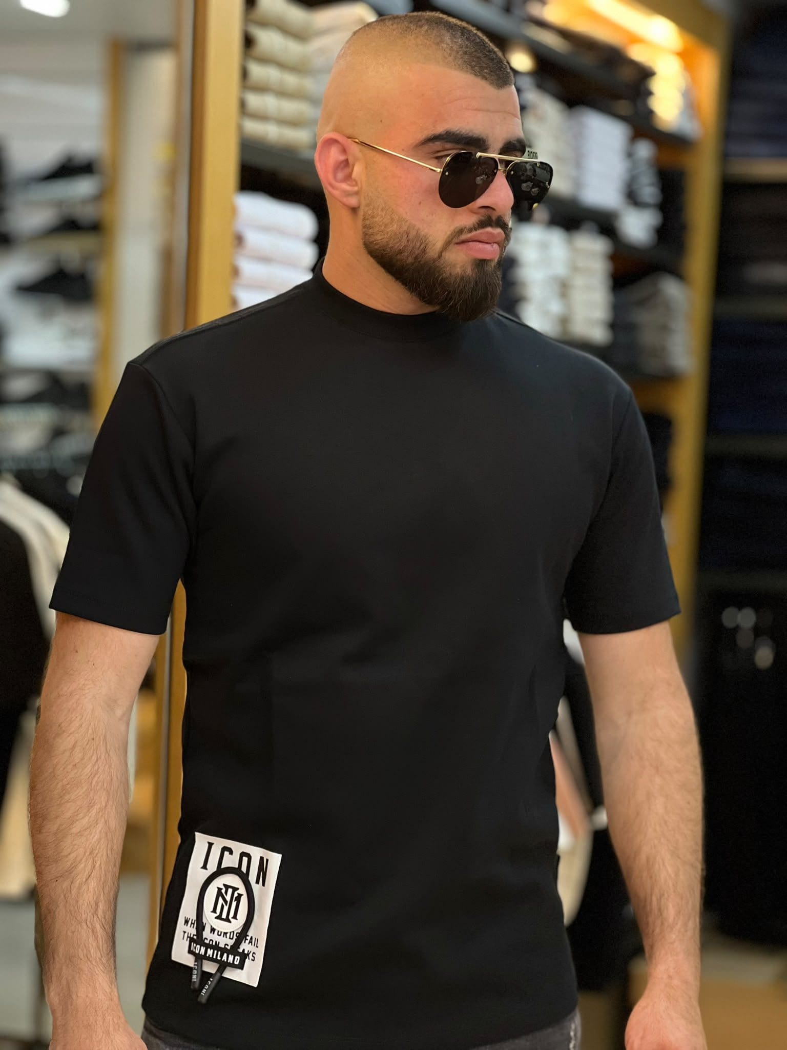 חולצת טי ממבצע החולצות, דגם 1