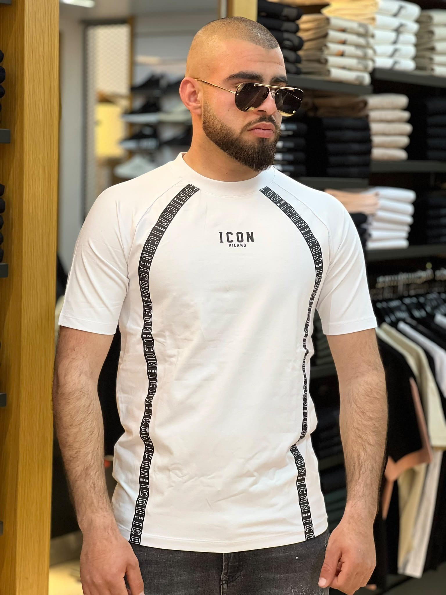 חולצת טי ממבצע החולצות, דגם 19